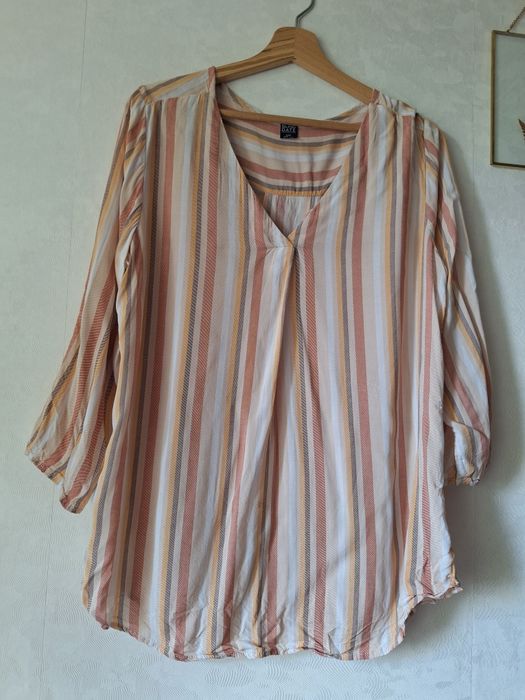 Bluzka Blind Date bluzka 40  L
