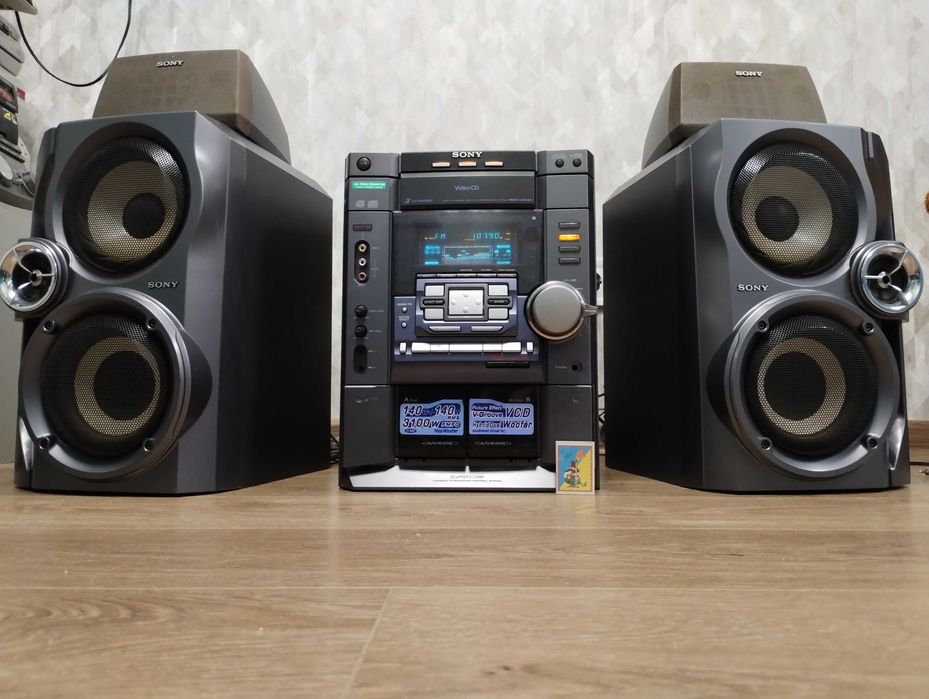 Монстр мощно потужний Sony 500 Вт ( блютуз /  AUX ) муз центр Сони