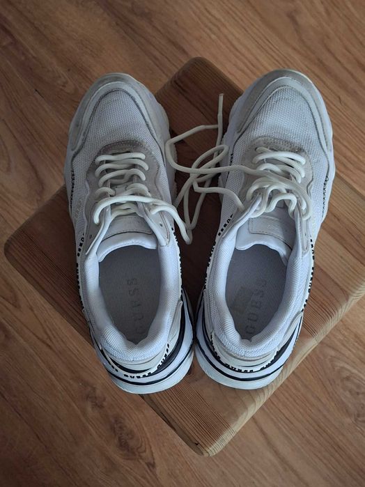 buty kobiecie guess sneakers