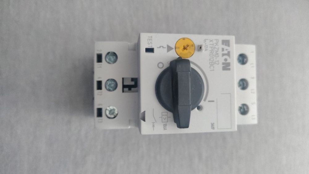 Wyłącznik silnikowy PKZM0‑12 3P 5,5kW 8‑12A