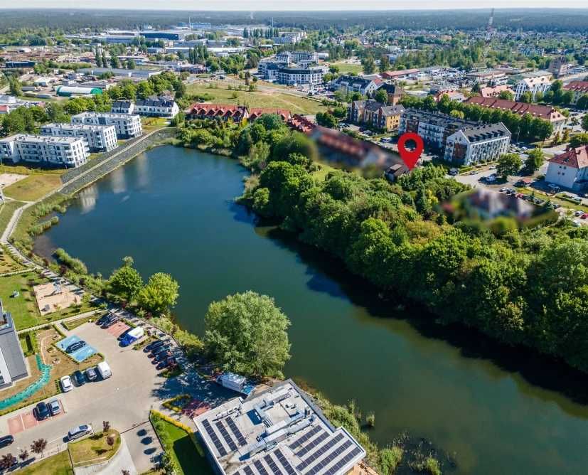 Sprzedam dom, 2 garaże! Super lokalizacja! Niskie koszty, Komfortowy