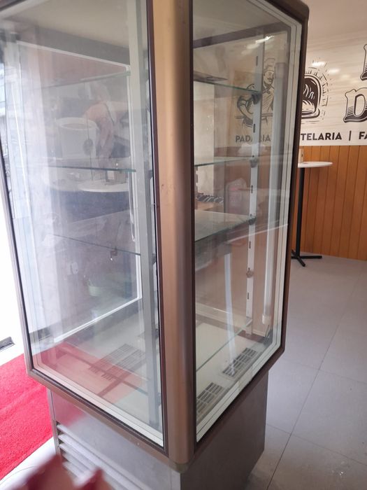 Vitrine para bolos