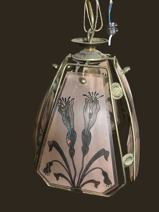 Candeeiro de Tecto Vintage, revivalismo  de art noveau.