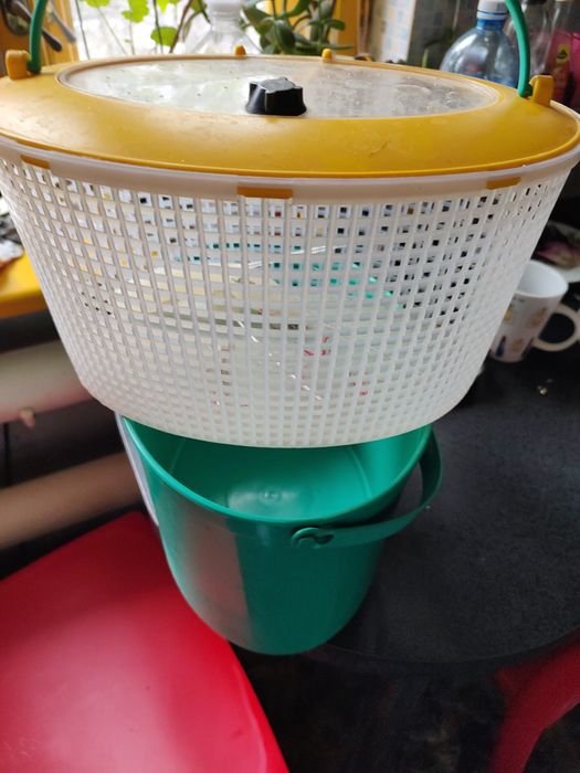 Ведро для живца новое. И дедобур