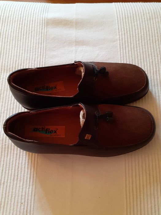 Sapatos em pele NOVOS (T.38) a partir de 15€ - Vários modelos