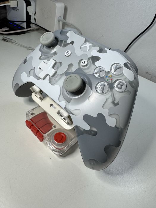 Oryginalny Pad Xbox One S / Series Arctic Camo