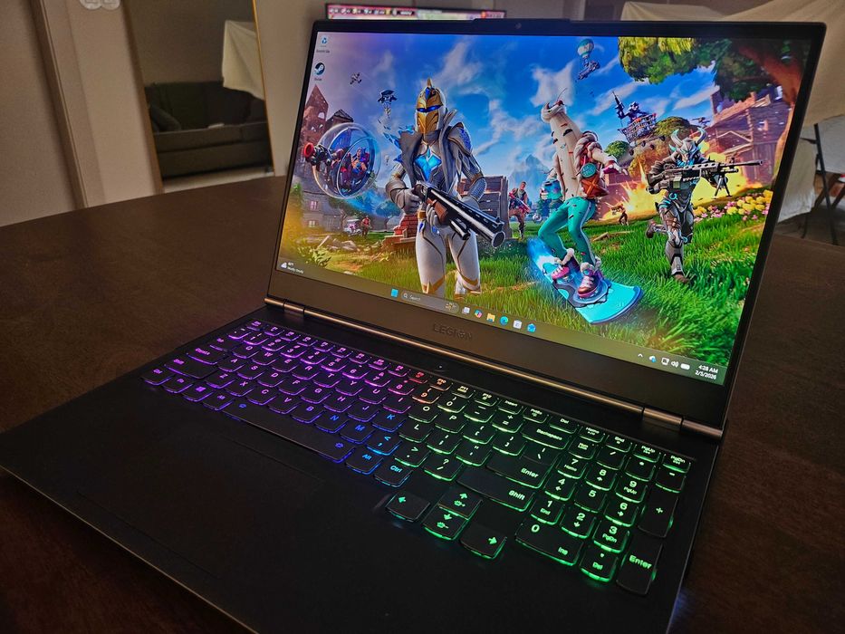 Lenovo Legion 7  i7-10750H  RTX 2070 Max-Q  16GB RAM  1TB SSD  144Hz