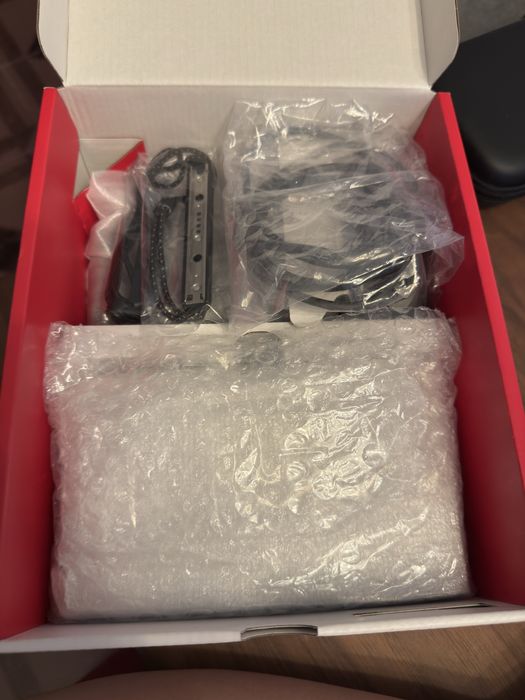 Nintendo Switch OLED (Branca) + Vários Extras – Excelente Estado