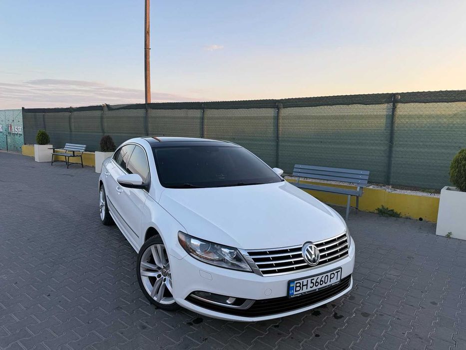 Volkswagen CC Luxury  2012