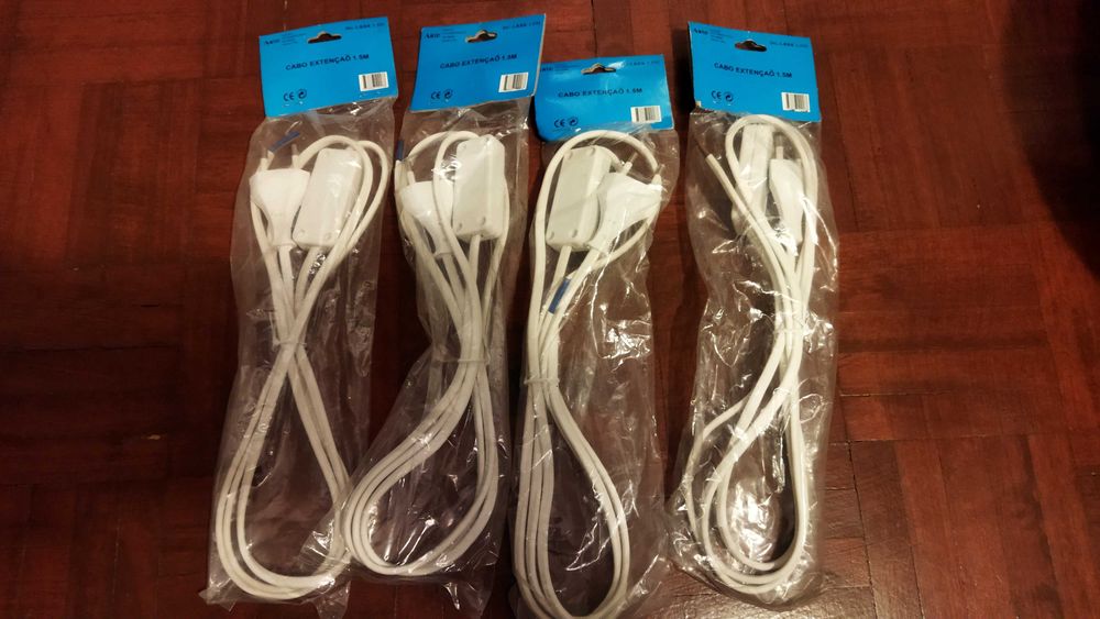 Cabo de alimentação com interrutor 220V 1,5m BRANCO (4 unidades) NOVO