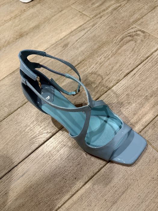 Босоножки голубые от Jimmy Choo