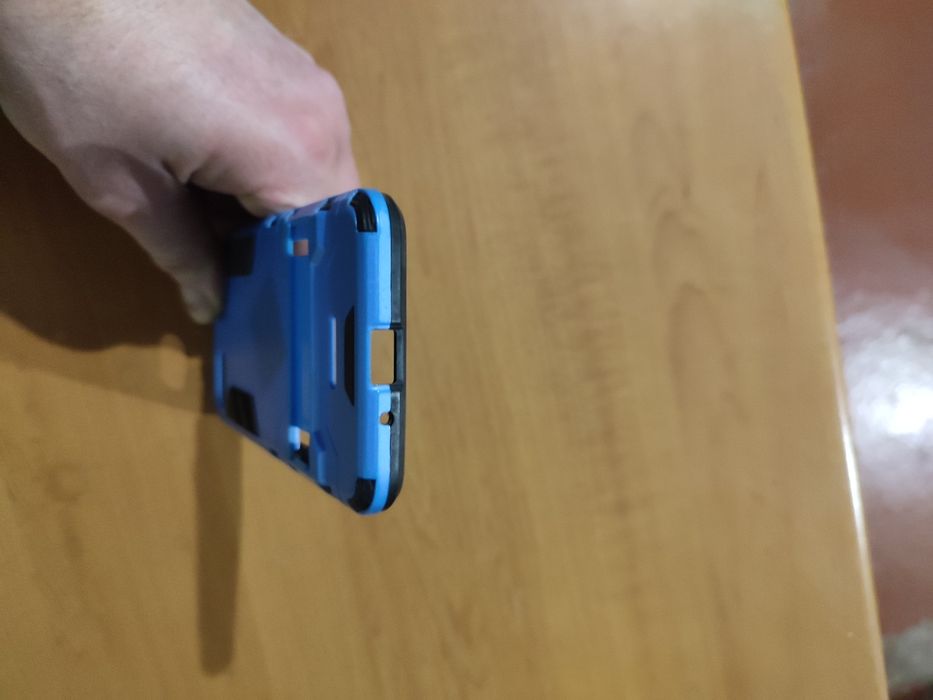 Противоударный чехол для Xiaomi Redmi 6A