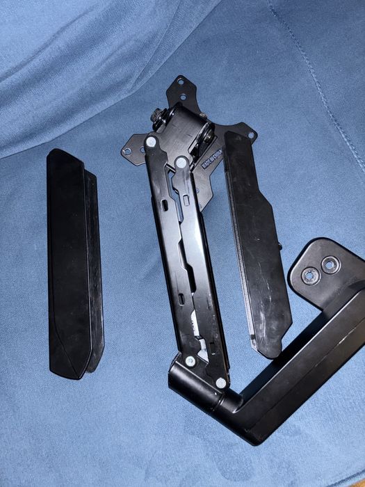 Uchwyt do monitora 17-32” 8kg scienny