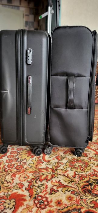 Продам дві валізи