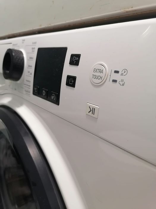Máquina de lavar Hotpoint-Ariston NS722UWKSPTN Branco 1200 rpm 7 kg
Máquina de lavar Hotpoint-Ariston NS722UWKSPTN Branco 1200 rpm 7 kg