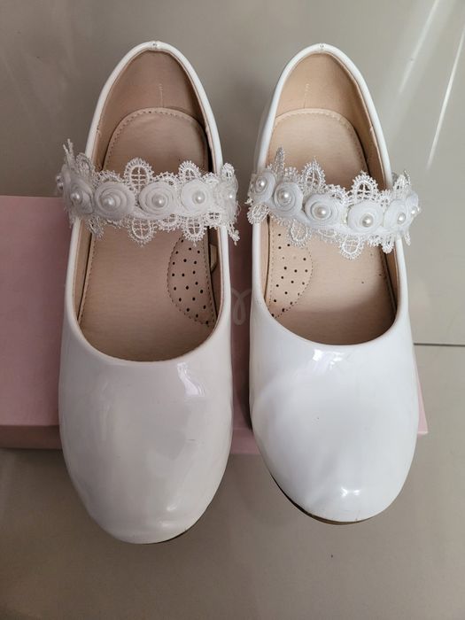 Buty komunijne Nelli blu r 36 dla dziewczynki