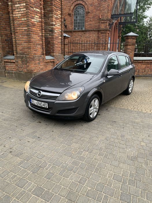 Opel Astra 2011 nowy rozrad pelny VAT