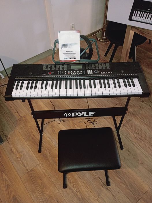 Pianino keyboard PYLE jak nowy polecam