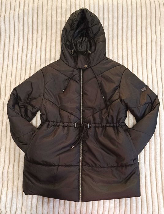 Куртка зимова жіноча бренду Regatta, розмір M-L.