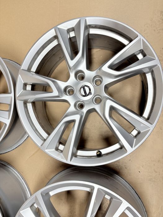 5x108 VOLVO FORD 7,5Jx18 ET50.5 63,4 felgi aluminiowe