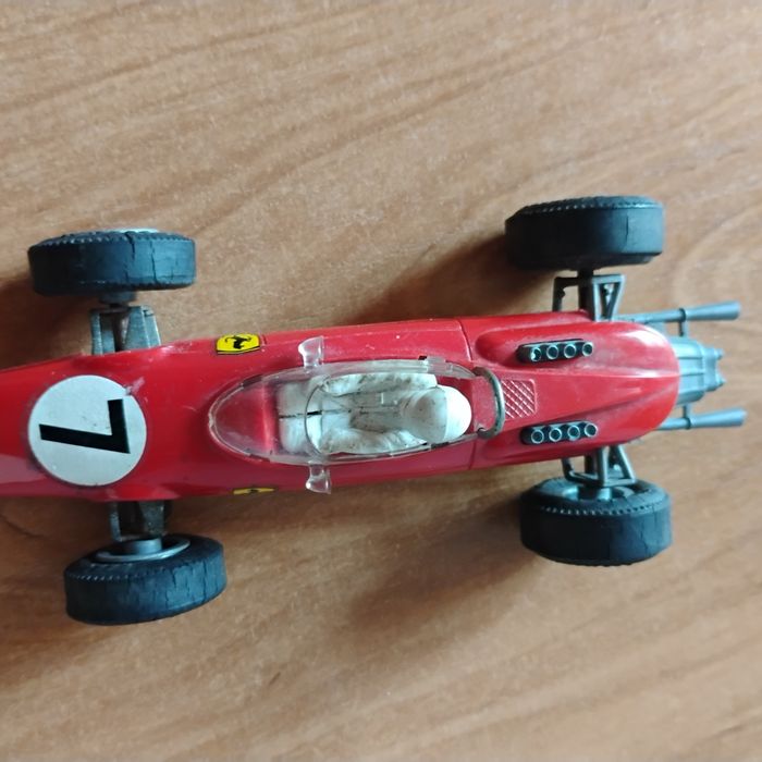 Ferrari samochodzik