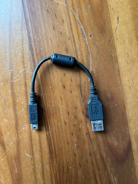 Cabo Mini USB para USB-A - Preto / Pequeno