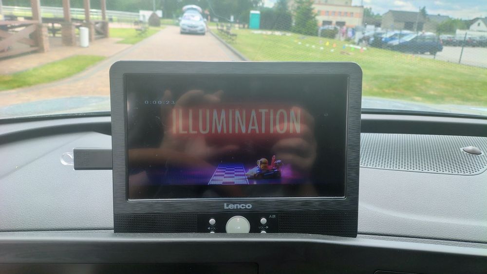 Przenośny odtwarzacz dvd  LENKO DVP 940