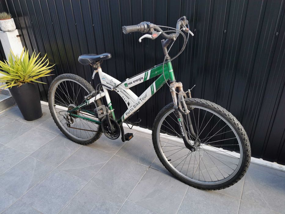 Bicicleta barata. Porto Bike Tour