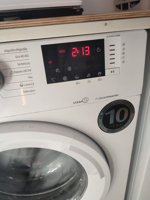 Vendo máquina lavar roupa Beko WTA 8612 XSWR 8 KG 1200 RPM
