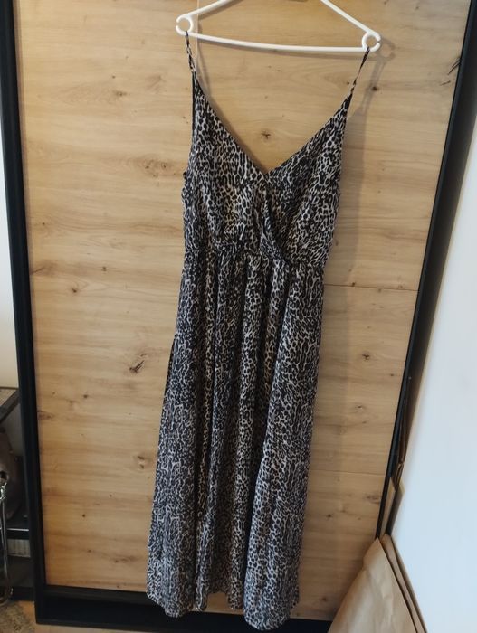 Sukienka mgiełka maxi w panterkę Mohito r.40