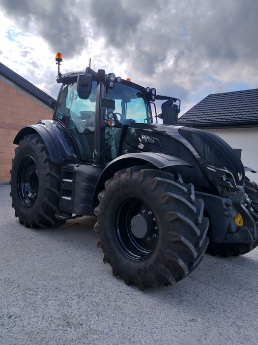 Ciągnik rolniczy Valtra 214 Direct