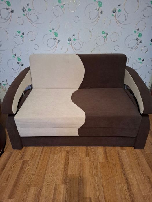 Продам новый диван