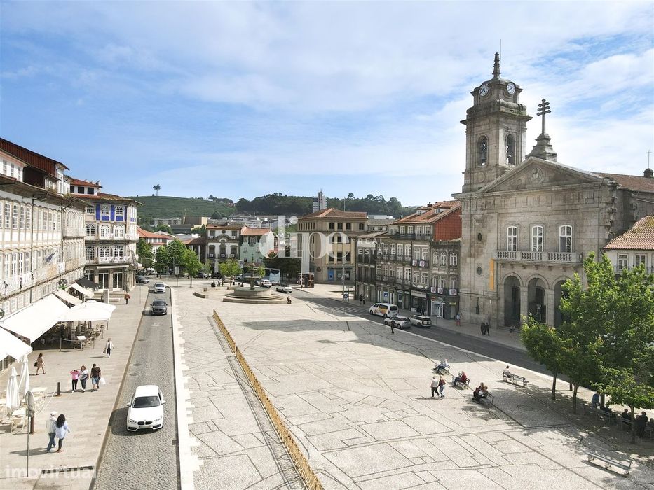 Trespasse | Loja com 157 m2 no centro de Guimarães.
