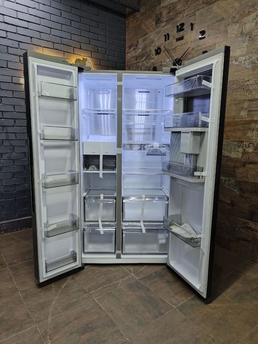 Холодильник Samsung Side by Side RH69CG895DS9 Преміальний 645 л Wi Fi