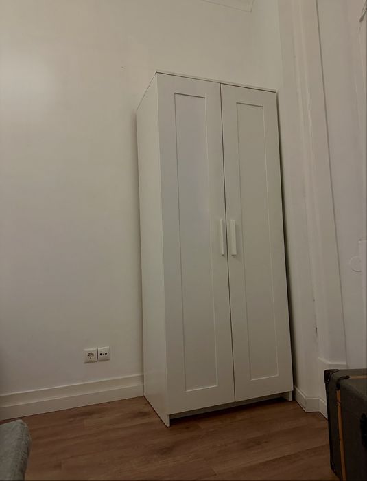 Roupeiro IKEA Brimnes