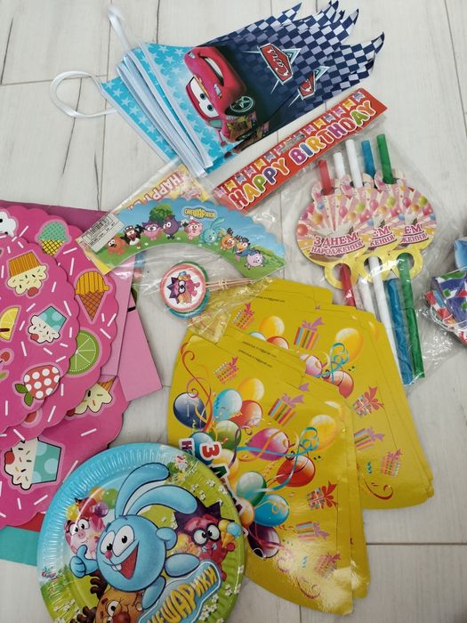 Товари для свята