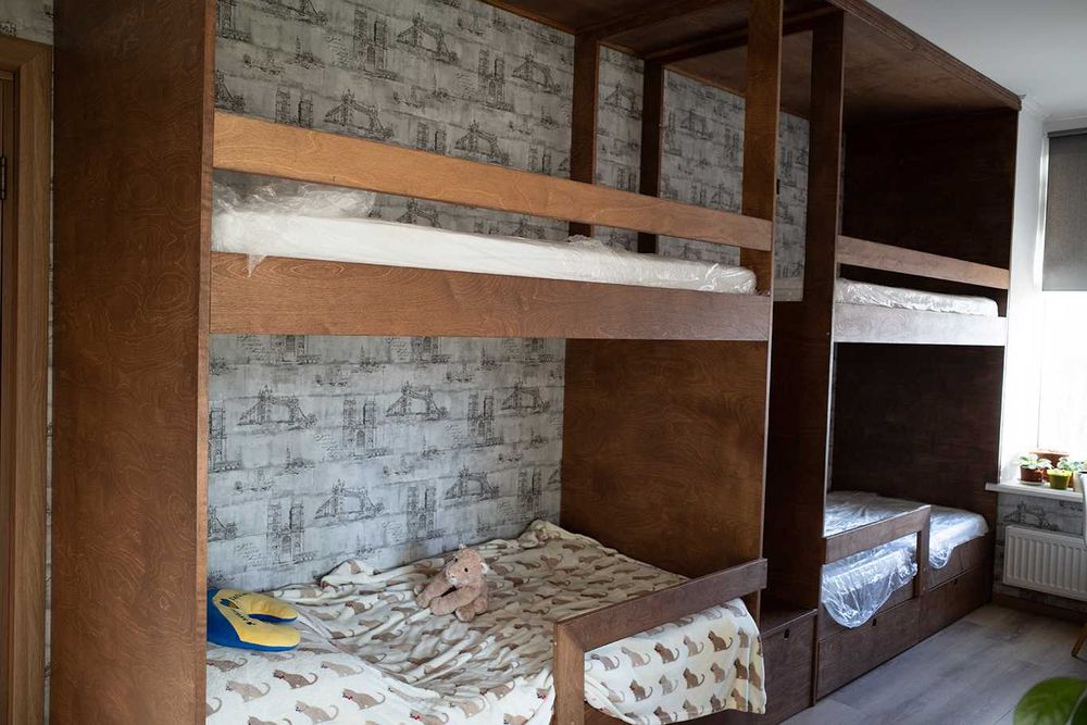 Ліжка двоярусні Б\У з матрацами