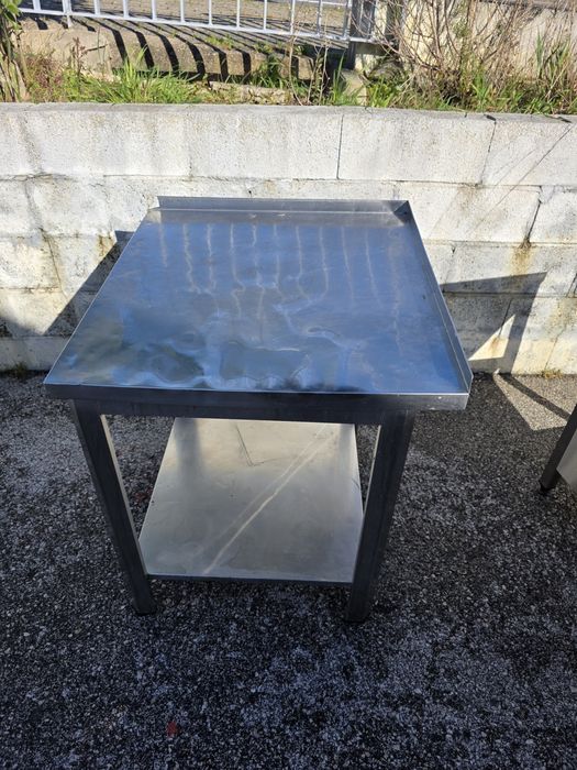 Bancadas em Inox com prateleira