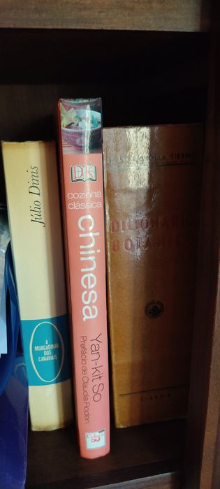 Livros de várias modalidades