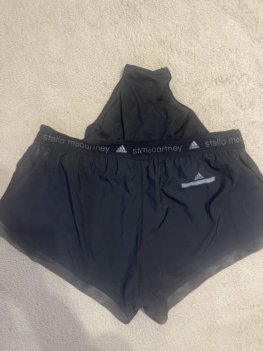 Спортивні шорти Stella McCartney.