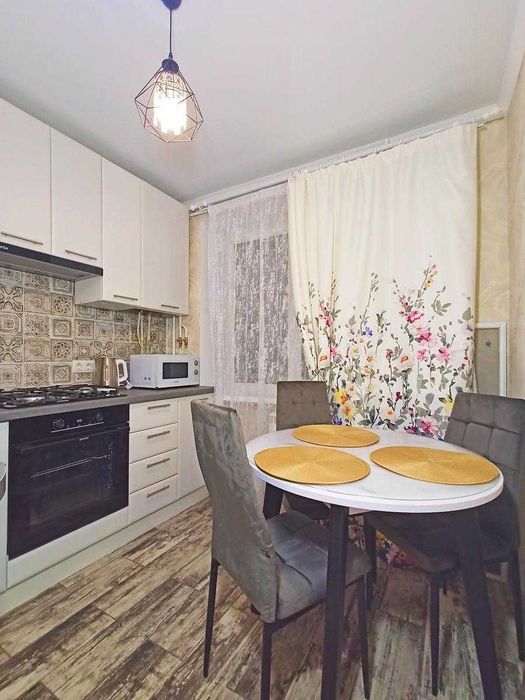 Довгострокова оренда 1-кімн квартири поруч з "Деснянською Правдою".