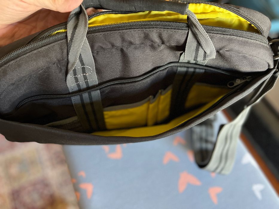Pasta SAMSONITE, muito pouco uso