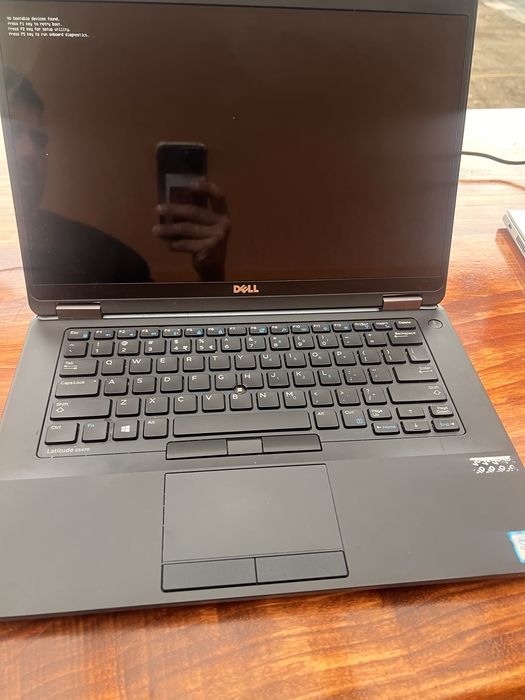 Dell Latitude E5470 i5 vPro DOTYK / nowa bateria / sprawny / bez dysku