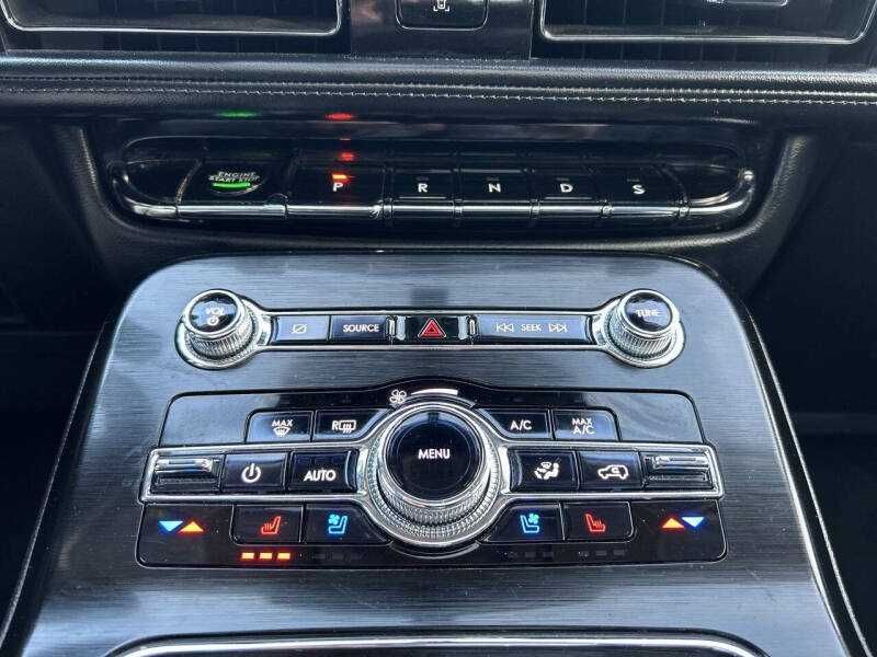 2021 Lincoln Nautilus Reserve