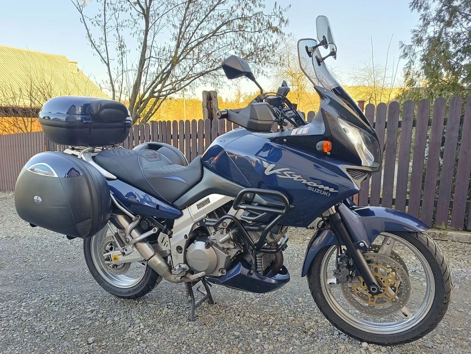 Suzuki DL Vstrom Dl 1000 turystyk bardzo dobrym stanie