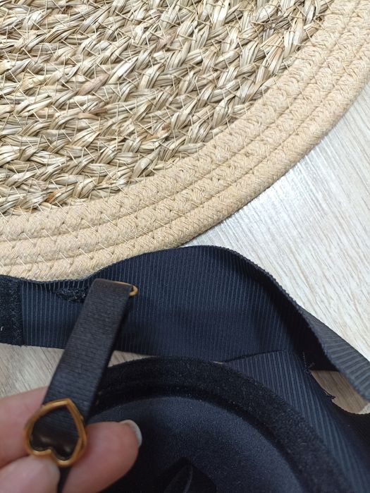 Biustonosz damski 38 B