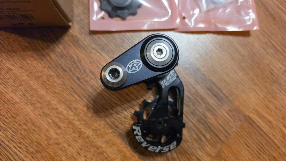 Reverse Components Colab Single Chain Tensioner 40221 – Napinacz łańcucha Singlespeed DH/FR SS