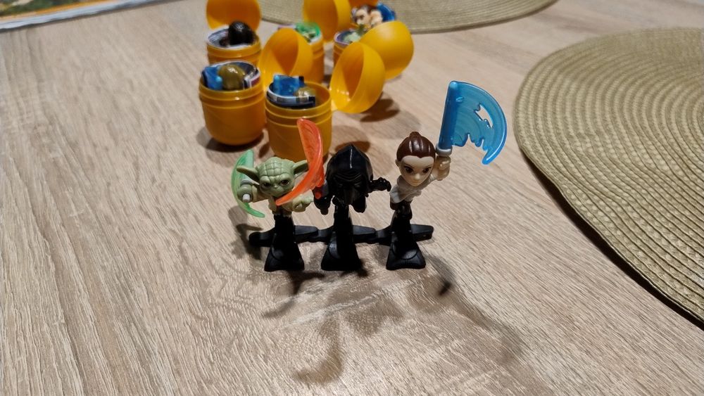 Набір колекційних фігурок Kinder Star Wars