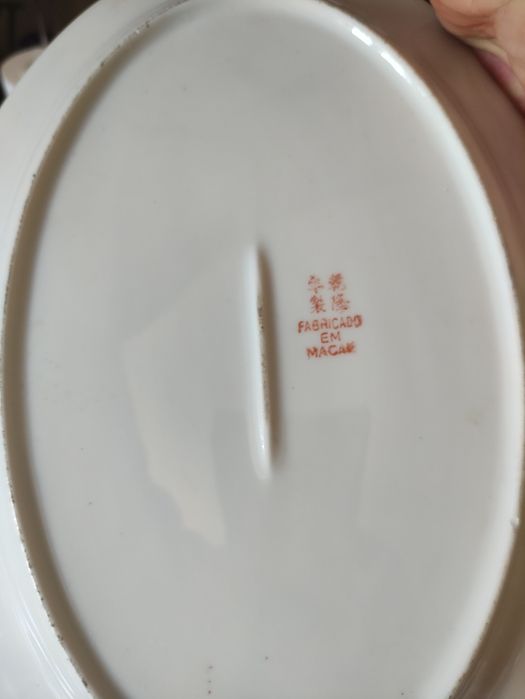 Terrina de porcelana feita em Macau