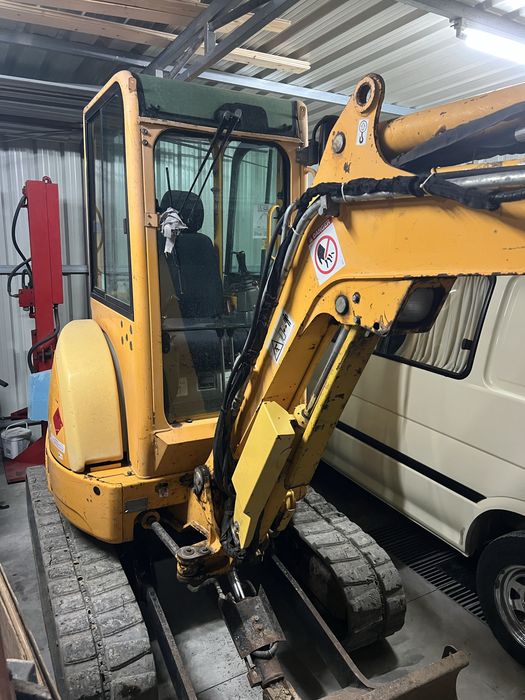 Giratoria yanmar 27